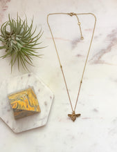 Load image into Gallery viewer, Honey Bee Necklace ws