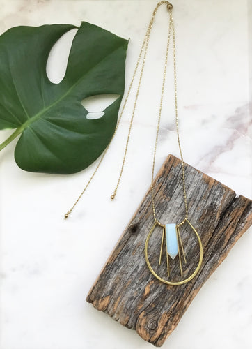 Enate Curve with Crystal Point