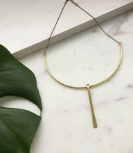 Load image into Gallery viewer, Mid Century Minimal Collar