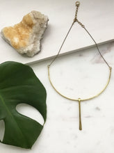 Load image into Gallery viewer, Mid Century Minimal Collar