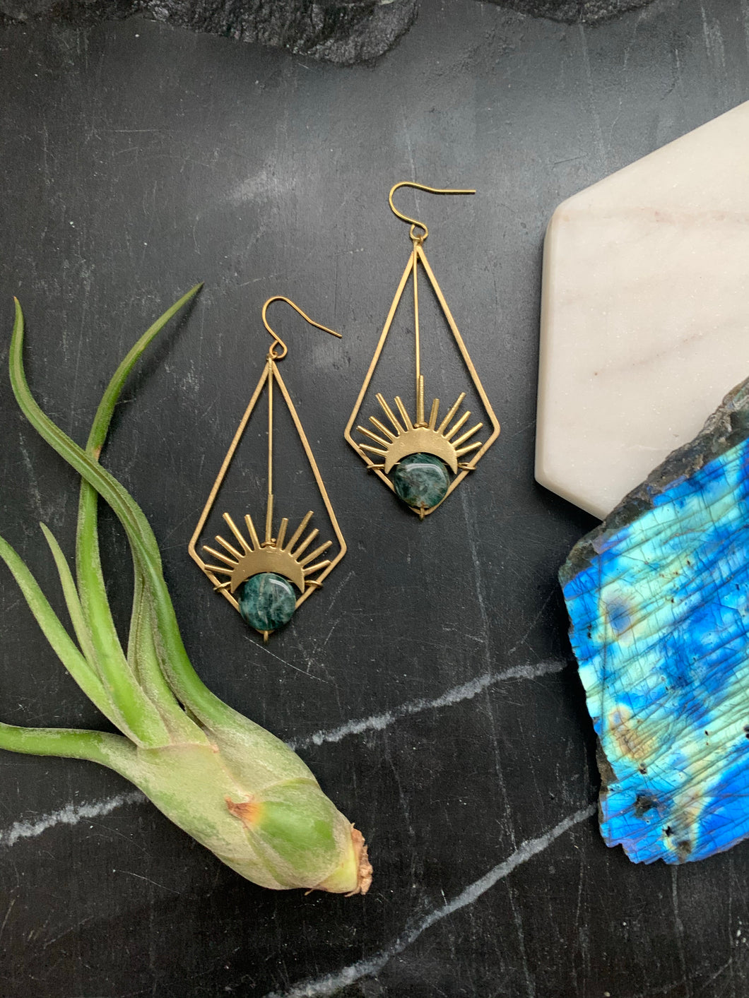 Apatite Starburst Drops