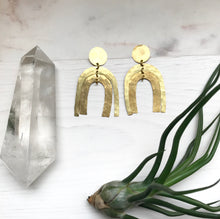 Load image into Gallery viewer, Double Arch Earrings