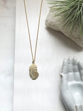 Load image into Gallery viewer, Minimal Portrait ws