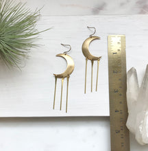 Load image into Gallery viewer, Crescent Chime Drops