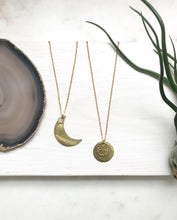 Load image into Gallery viewer, Brass Details